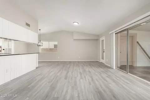 10436 W Devonshire Ave, Phoenix, AZ 85037 photo 6
