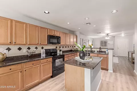 3645 E Sheffield Rd, Gilbert, AZ 85296 photo 5
