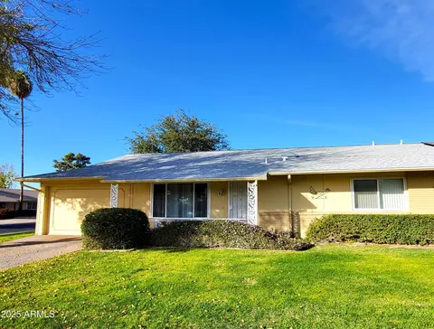 19002 N Signal Butte Cir, Sun City, AZ 85373