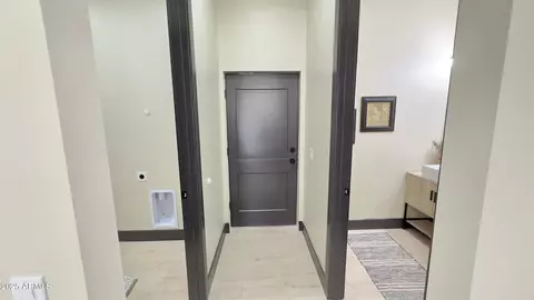 Entry Way - 4201 N 18th Pl, Phoenix, AZ 85016 photo 10 of 10