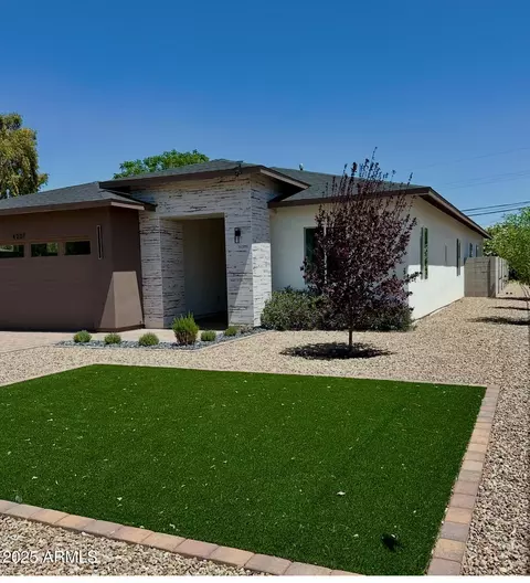 4201 N 18th Pl, Phoenix, AZ 85016