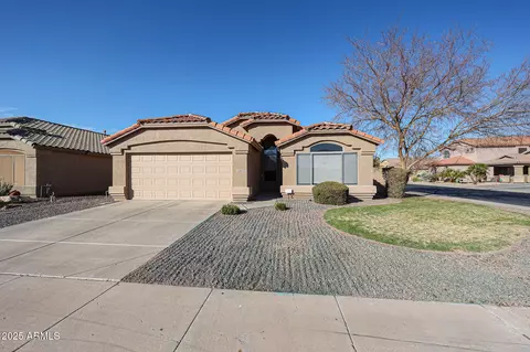 42190 W Chambers Dr, Maricopa, AZ 85138