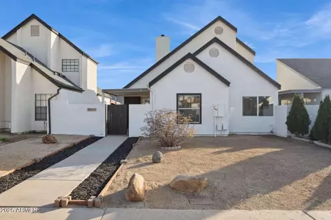 2233 W Ross Ave, Phoenix, AZ 85027