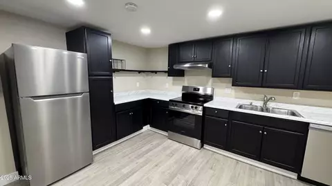 Kitchen - 1983 E Don Carlos Ave, Tempe, AZ 85281 photo 4 of 4