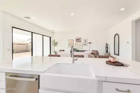 2553 E Virginia Cir, Mesa, AZ 85213 photo 23