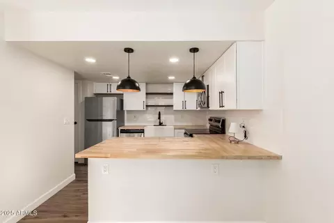 Kitchen - 3511 E Baseline Rd #1206, Phoenix, AZ 85042 photo 1 of 5