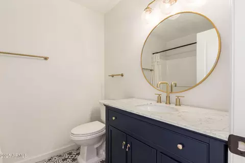 Bath - 3511 E Baseline Rd #1206, Phoenix, AZ 85042 photo 1 of 1