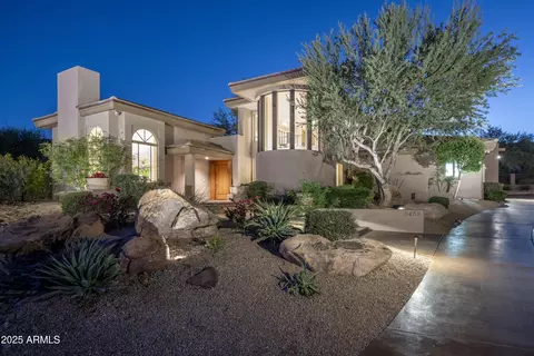 Exterior - 3439 E Tonto Dr, Phoenix, AZ 85044 photo 1 of 3