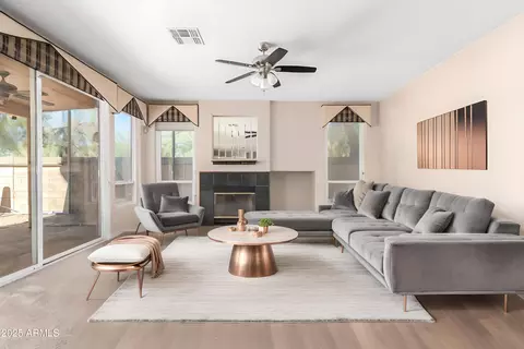 968 S Western Skies Dr, Gilbert, AZ 85296