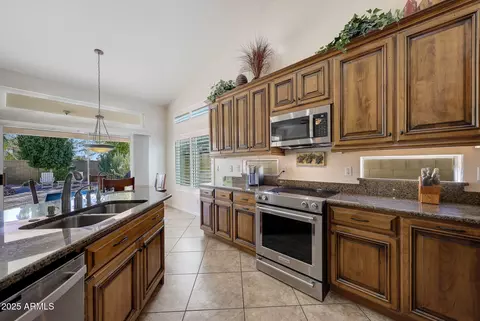 3439 E Topeka Dr, Phoenix, AZ 85050 photo 14