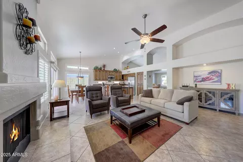 3439 E Topeka Dr, Phoenix, AZ 85050 photo 11