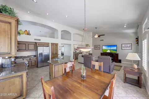 3439 E Topeka Dr, Phoenix, AZ 85050 photo 3