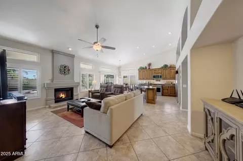 3439 E Topeka Dr, Phoenix, AZ 85050 photo 10
