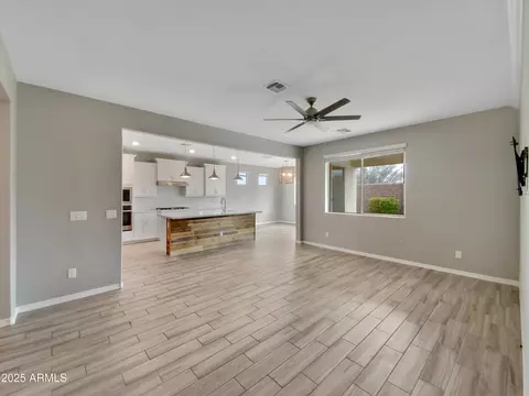 Living - 10211 E Wavelength Ave, Mesa, AZ 85212 photo 2 of 2
