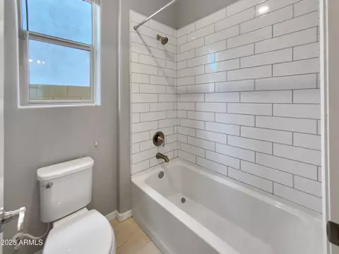 Bath - 10211 E Wavelength Ave, Mesa, AZ 85212 photo 2 of 4