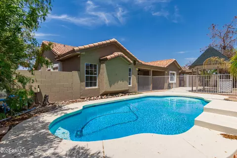 8773 W Pineveta Dr, Arizona City, AZ 85123