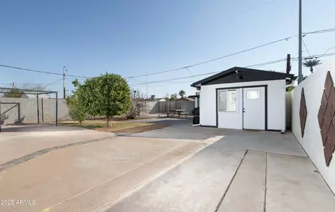 Exterior - 1905 E Brill St, Phoenix, AZ 85006 photo 5 of 6