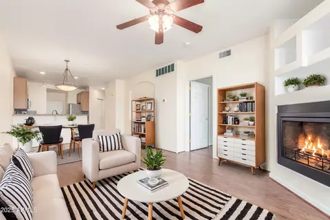6535 E Superstition Springs Blvd #124, Mesa, AZ 85206
