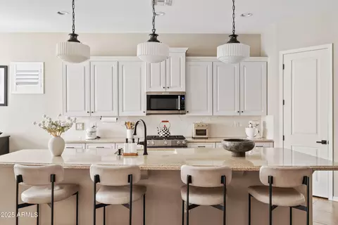 2867 E Citadel Ct, Gilbert, AZ 85298 photo 6