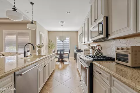 2867 E Citadel Ct, Gilbert, AZ 85298 photo 12