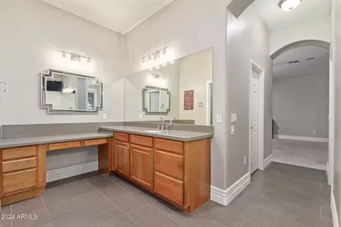 Bath - 3503 E Princeton Ct, Gilbert, AZ 85234 photo 3 of 10