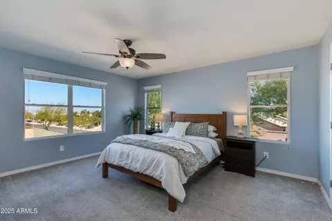 Bedroom - 852 E Gary Ln, Phoenix, AZ 85042 photo 1 of 4