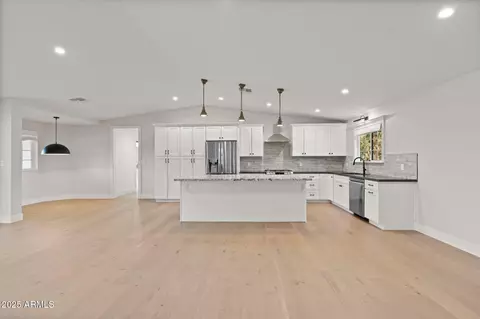 Other - 4450 N 54th St, Phoenix, AZ 85018 photo 2 of 5
