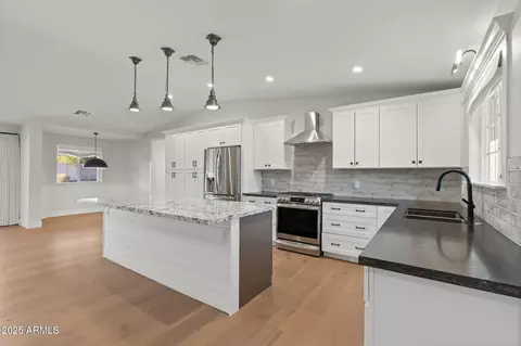 Kitchen - 4450 N 54th St, Phoenix, AZ 85018 photo 1 of 1