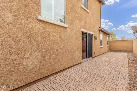 Exterior - 3883 E Santa Fe Ln, Gilbert, AZ 85297 photo 2 of 6