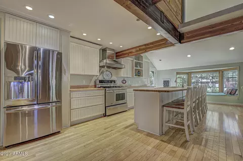 Kitchen - 140 W Thompson Rd, Payson, AZ 85541 photo 4 of 5