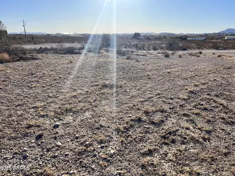3593 W Buckeye Rd # X, Tonopah, AZ 85354