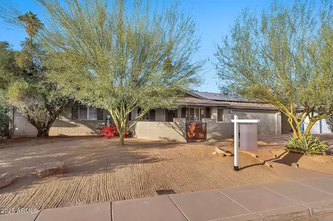 2444 E Del Rio Dr, Tempe, AZ 85282 photo 2