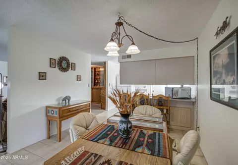 1064 S 81st Pl, Mesa, AZ 85208
