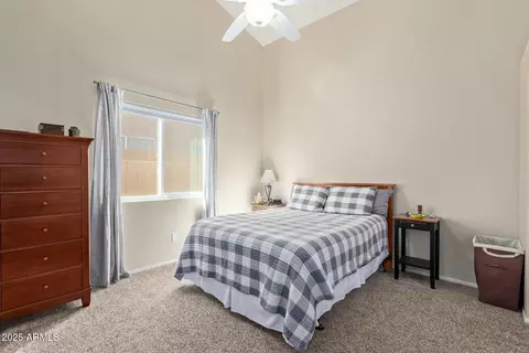 4220 E Thistle Landing Dr, Phoenix, AZ 85044 photo 14