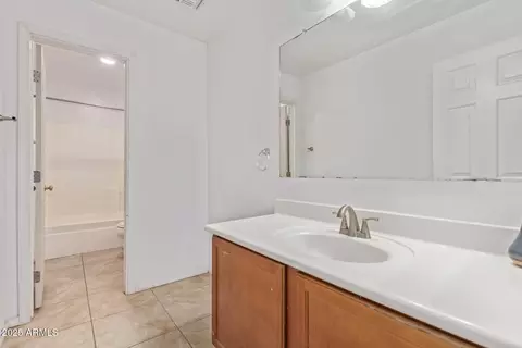 3209 W Apollo Rd, Phoenix, AZ 85041 photo 29