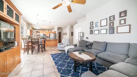 Living - 1022 E Hiddenview Dr, Phoenix, AZ 85048 photo 1 of 3