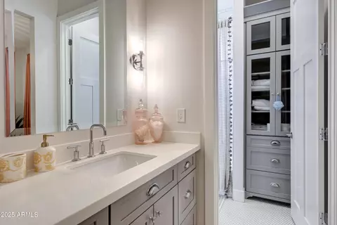 Bath - 1410 E Blue Ridge Ct, Phoenix, AZ 85086 photo 9 of 9