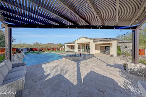 Exterior - 1410 E Blue Ridge Ct, Phoenix, AZ 85086 photo 9 of 13