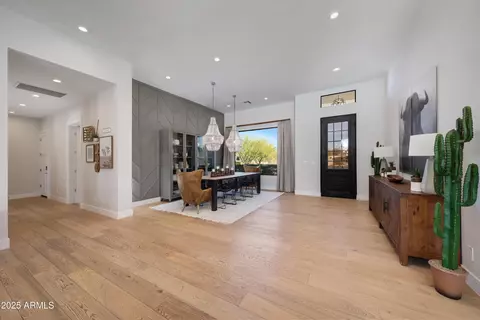 Dining - 1410 E Blue Ridge Ct, Phoenix, AZ 85086 photo 1 of 3