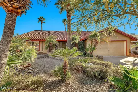 10899 E Kalil Dr, Scottsdale, AZ 85259