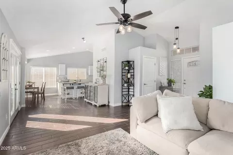 4507 E Towne Ln, Gilbert, AZ 85234 photo 6