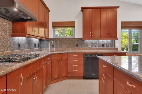 311 W Georgia Ave, Phoenix, AZ 85013 photo 9