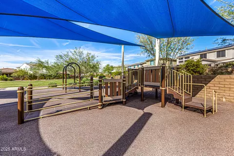 View/Area - 3320 E Tina Dr, Phoenix, AZ 85050 photo 1 of 7