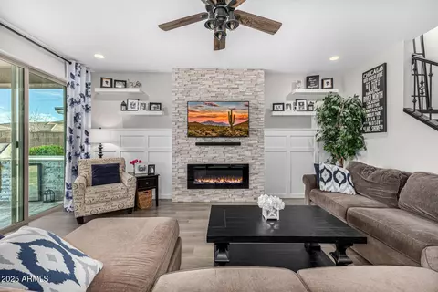 Living - 3320 E Tina Dr, Phoenix, AZ 85050 photo 2 of 2