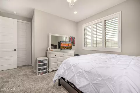 Bedroom - 3320 E Tina Dr, Phoenix, AZ 85050 photo 5 of 8