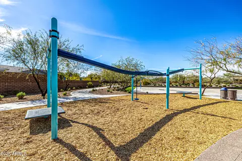 View/Area - 3320 E Tina Dr, Phoenix, AZ 85050 photo 3 of 7