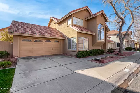 Exterior - 3801 E Kent Dr, Phoenix, AZ 85044 photo 3 of 7
