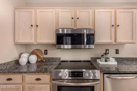 Kitchen - 3801 E Kent Dr, Phoenix, AZ 85044 photo 2 of 4