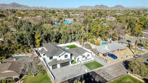View/Area - 12 E Northview Ave, Phoenix, AZ 85020 photo 7 of 7