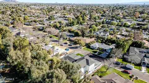 View/Area - 12 E Northview Ave, Phoenix, AZ 85020 photo 1 of 7